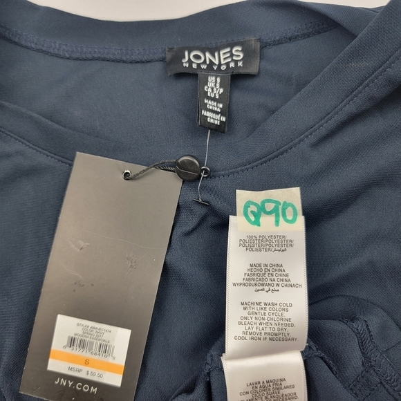 NWT Jones New York flowy pleated back navy short sleeve blouse - Picture 5 of 5